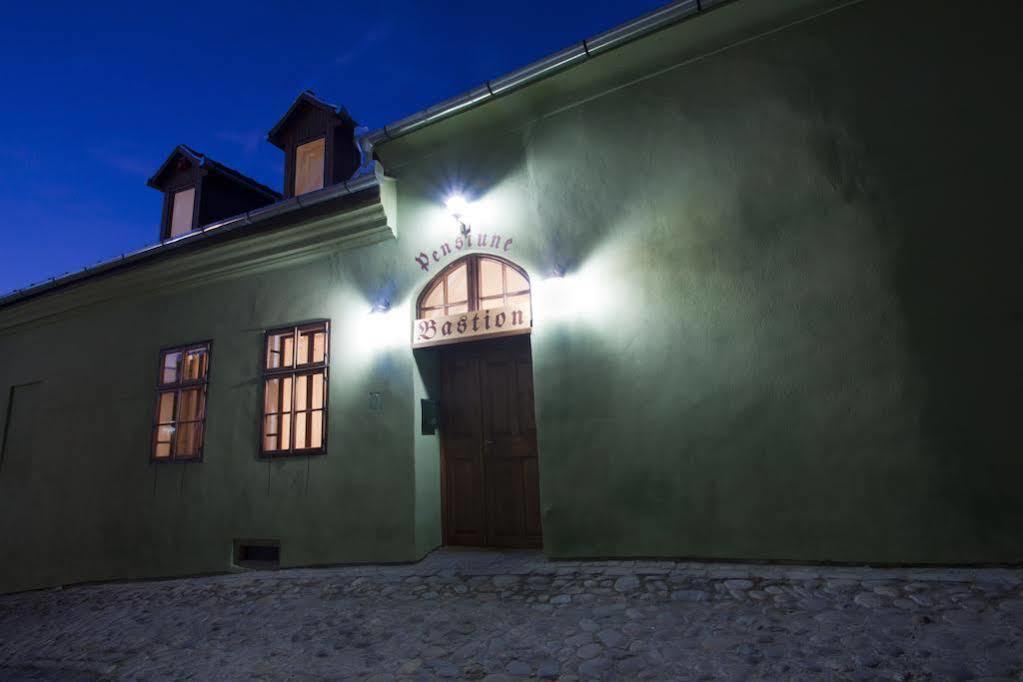 Pensiunea Bastion Sighişoara Esterno foto